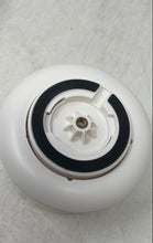 Load image into Gallery viewer, Yuutrack K9 White Portrait And Landscape Smart Tracking Mobile Holder Untested
