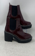 Load image into Gallery viewer, Forever 21 Womens Wine Round Toe Pull On Block Ankle Boots Size 8
