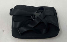 Load image into Gallery viewer, Vera Bradley Womens Black Adjustable Strap Inner Pocket Zipper Belt Bag
