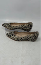 Load image into Gallery viewer, Cole Haan Womens Brenna Skimmer Multicolor Animal Print Ballet Flats Size 6B
