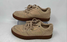 Load image into Gallery viewer, Guess Womens WGBERKTON-R Dark Beige Lace-Up Low Top Sneakers Shoes Size 8 M
