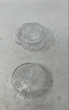 Load image into Gallery viewer, Vintage Clear Engraved Glass Round Shape Scalloped Edge Jewelry Box With Lid
