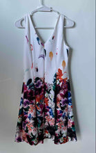 Load image into Gallery viewer, DKNY Womens Beige Floral Print Back Zipper Sleeveless Fit &amp; Flare Dress Size 6
