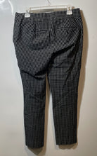 Load image into Gallery viewer, Loft Womens Black White Plaid Flat Front Regular Fit Julie Ankle Pants Size 6
