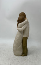 Load image into Gallery viewer, Willow Tree Promise Sculpted Hand-Painted Couple Figurine By Artist Susan Lordi
