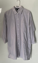 Load image into Gallery viewer, Forever 21 Womens Gray White Striped Cotton Long Sleeve Button-Up Shirt Size S

