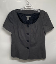 Load image into Gallery viewer, Ann Taylor Womens Gray Printed Short Sleeve Button Front Blouse Top Size 6
