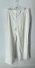 Load image into Gallery viewer, New York &amp; Company Womens White Stretch Straight Leg Dress Pants Size 14
