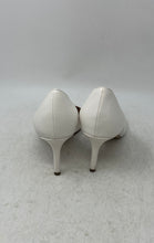 Load image into Gallery viewer, Call It Spring Womens White Leather Pointed Toe Stiletto D'Orsay Heels Size 6
