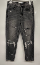 Load image into Gallery viewer, American Eagle Womens Black Cotton Denim High-Rise Distressed Mom Jeans Size 2
