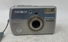 Load image into Gallery viewer, Minolta Dimage E323 Silver 3.2 MP Digital Camera With Carrying Case Not Tested
