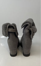 Load image into Gallery viewer, UGG Womens Kyra Gray Suede Shearling Foldover Wedge Heel Snow Boots Size 10
