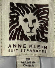 Load image into Gallery viewer, Anne Klein Womens Light Gray Single Breasted One-Button Blazer Jacket Size 2P
