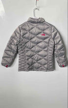 Load image into Gallery viewer, The North Face Girls Silver Pink Front Full-Zip Ice Puffer Jacket Size Large
