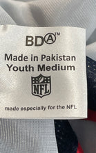 Load image into Gallery viewer, BDA Boys White Blue New England Patriots Football-NFL Sport T-Shirt Size M
