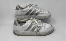 Load image into Gallery viewer, Adidas Womens Breaknet 2.0 ID0471 White Leather Low Top Tennis Shoes Size 9
