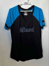 Load image into Gallery viewer, Genuine Merchandise Womens Black Miami Marlins Sports T-Shirt Size XL

