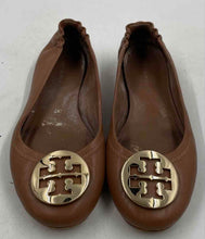 Load image into Gallery viewer, Authentic Tory Burch Womens Minnie Travel Brown Ballet Flats Size 7M Damaged
