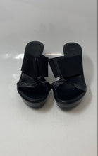 Load image into Gallery viewer, Italian Shoemakers Womens Black Leather Slip-On Open Toe Slide Sandals Size 8.5
