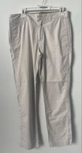 Load image into Gallery viewer, Banana Republic Mens Beige Pockets Straight Leg Chino Pants Size 32x32
