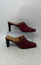 Load image into Gallery viewer, Nicole Womens Tradition 2 Burgundy Leather Square Toe Block Mule Heels Size 7 M
