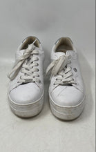 Load image into Gallery viewer, GBG Los Angeles Womens Wendie White Leather Lace-Up Low Top Sneaker Shoes
