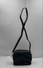 Load image into Gallery viewer, Authentic Marc Jacobs New York Womens Black Adjustable Strap Crossbody Bag Worn
