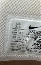 Load image into Gallery viewer, Nike Womens Metcon 8 Light Pink Low Top Lace-Up Sneaker Shoes Size 7.5
