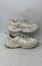 Load image into Gallery viewer, Nike Womens TC 7900 DD9682-100 White Low Top Lace-Up Sneaker Shoes Size 9.5
