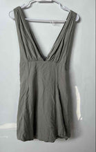 Load image into Gallery viewer, Zara Womens Green V-Neck Sleeveless Short Mini Dress Size Medium
