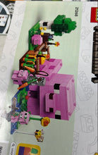Load image into Gallery viewer, Lot Of 8 Pieces Lego Minecraft Mixed Building Toy Instruction Manual Books
