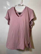 Load image into Gallery viewer, Banana Republic Womens Pink Short Cuffed Sleeve V-Neck Pullover T-Shirt Size L
