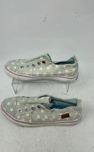 Load image into Gallery viewer, Blowfish Malibu Womens Classic Light Blue White Stars Print Sneaker Shoes Size 9
