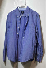 Load image into Gallery viewer, American Eagle Outfitters Mens Blue White Striped Cotton Button-Up Shirt Size M
