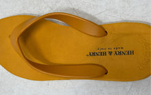 Load image into Gallery viewer, Henry &amp; Henry Womens Flipper Yellow Slip-On Round Toe Flip-Flop Sandal EUR 37-38
