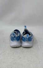 Load image into Gallery viewer, Nike Kids Flex Runner 3 FN1478 Light Blue White Slip-On Sneaker Shoes Size 7C

