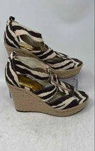 Load image into Gallery viewer, Michael Kors Womens Damita Multicolor Zebra Print Wedge Espadrille Sandals Sz 7M
