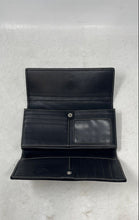 Load image into Gallery viewer, Mancini Womens Brown Black Patchwork Card Holder Flap Trifold Wallet
