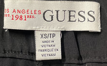 Load image into Gallery viewer, Guess Womens Black Flat Front Stretch Tapered Leg Jogger Pants Size XS
