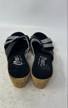 Load image into Gallery viewer, Onex Womens Black Silver Leather Criss Cross Wedge Slip-On Slide Sandals Size 9
