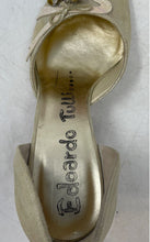 Load image into Gallery viewer, Edoardo Tulli Womens Golden Tone Slip-On Kitten Pump Heels Size 37
