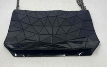 Load image into Gallery viewer, Patrizia Luca Womens Black Detachable Chain Strap Convertible Crossbody Bag
