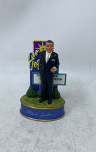Load image into Gallery viewer, Carlton Cards Heirloom Collection Frank Sinatra In Las Vegas Musical Ornament
