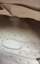 Load image into Gallery viewer, Fossil Womens Morgan Traveler Beige Pebbled Leather Outer Pockets Crossbody Bag
