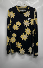 Load image into Gallery viewer, Nike Mens Black Yellow Floral Print Crew Neck Long Sleeve Pullover T-Shirt Sz S
