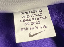 Load image into Gallery viewer, Nike Youth Purple &amp; Black Los Angeles Lakers NBA Basketball Shorts Size S
