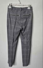 Load image into Gallery viewer, Boss Womens White Black Plaid Flat Front Straight Leg Button Ankle Pants Size 2

