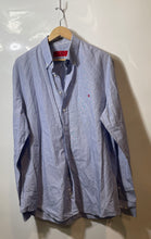 Load image into Gallery viewer, Authentic Carolina Herrera Mens Light Blue Striped Cotton Dress Shirt Size 17
