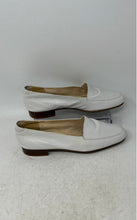 Load image into Gallery viewer, Selly Womens White Soft Genuine Leather Slip-On Low Top Loafer Flat Size 8
