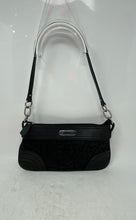 Load image into Gallery viewer, Tommy Hilfiger Womens Black Signature Print Single Strap Zip Top Shoulder Bag
